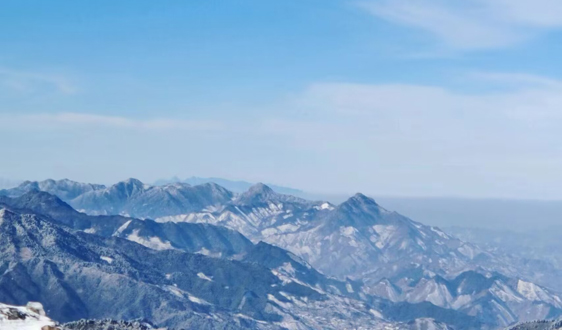 差異化發展賽道：中國AI大模型技術深耕與行業落地雙加速